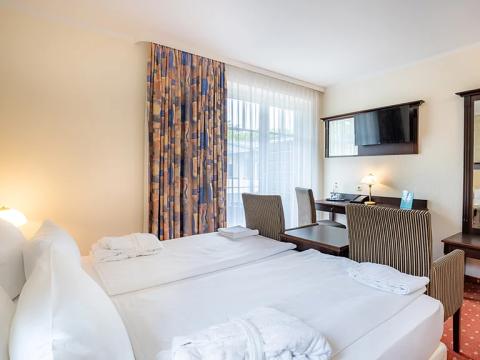 Beispiel: Bad im Doppelzimmer Haupthaus