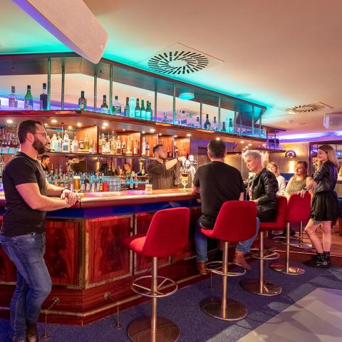 Die hoteleigene Tanz- und Cocktailbar 