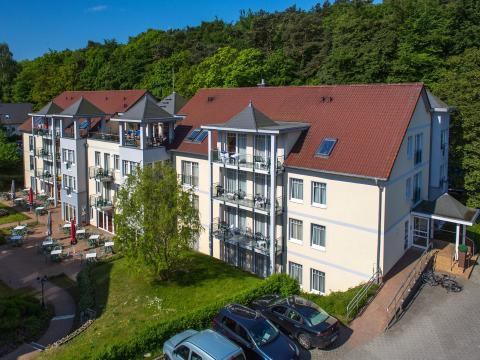 Villa Seeadler im Ostseehotel Villen im Park – ruhig gelegen in der Parkanlage Bansin