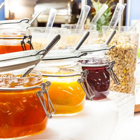 Auf unserem Frühstücksbuffet finden Sie eine Vielzahl speziell ausgewiesener Produkte