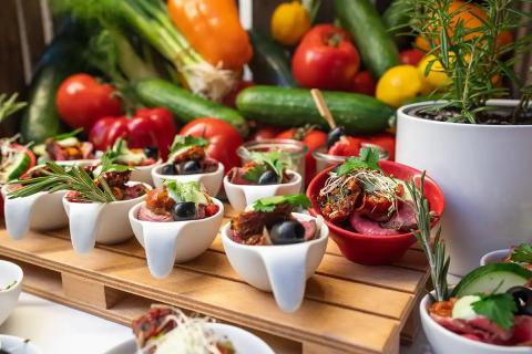 Genießen Sie ein Fest der Sinne: Unser Schlemmerbuffet im Ostseehotel Villen im Park