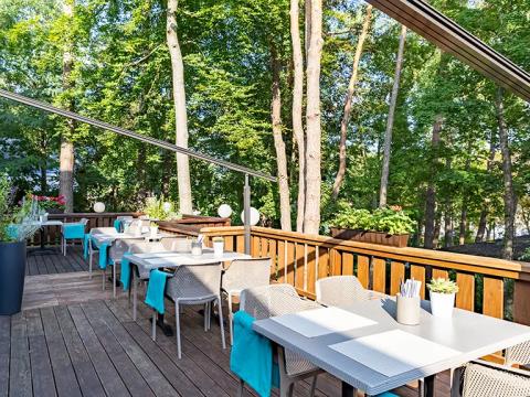 Ostseehotel - Villen im Park: Genießen Sie die kulinarischen Köstlichkeiten auf der Terrasse des Restaurants "Gigolo" Genießen Sie die kulinarischen Köstlichkeiten auf der Terrasse des Restaurants "Gigolo"