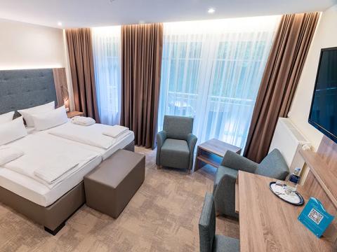 Ostseehotel - Villen im Park: Beispiel Komfortdoppelzimmer Villen Beispiel Komfortdoppelzimmer Villen