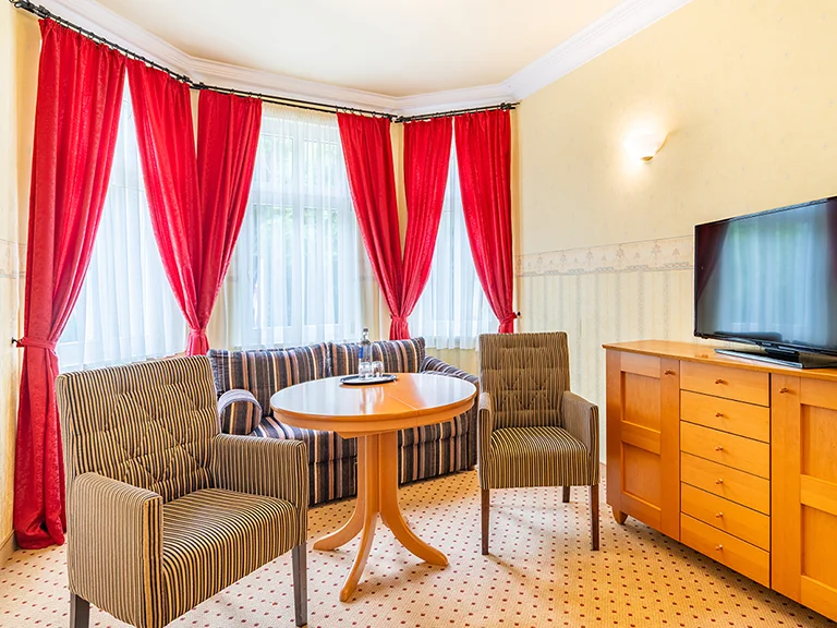2025-05-19-Rovell-VIP-Zimmer-313-DSC00047-HDR.webp